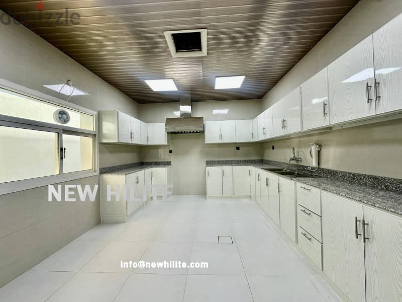 Renovated 8-Bedroom Villa for Rent in Qortuba 10