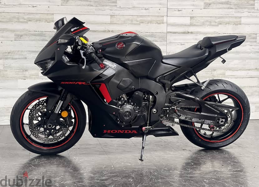 2017 Honda CBR 1000RR +44 7507 647630 3