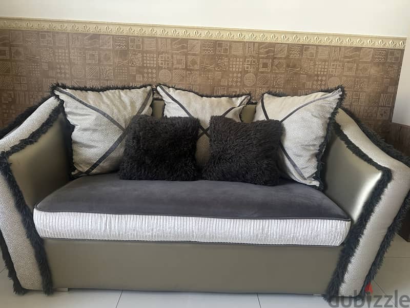 Living room and bedroom 6