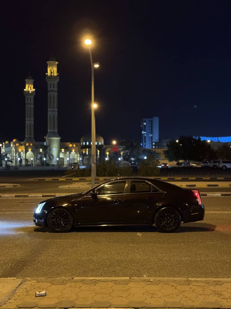 Cadillac CTS 2010 3