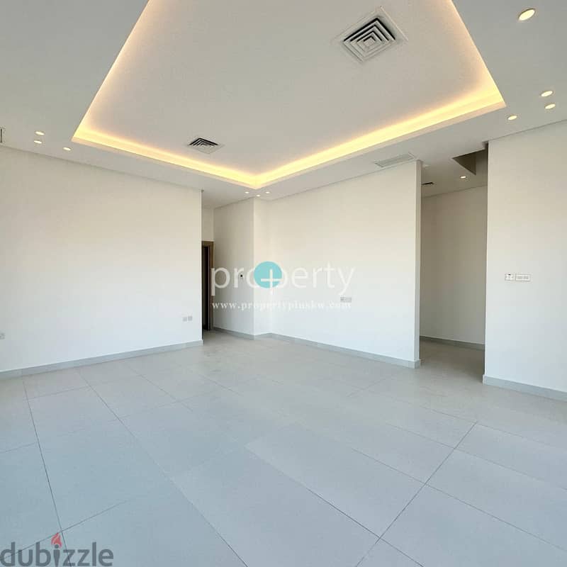 4 Bedroom Duplex with Private pool for rent in Granada 4