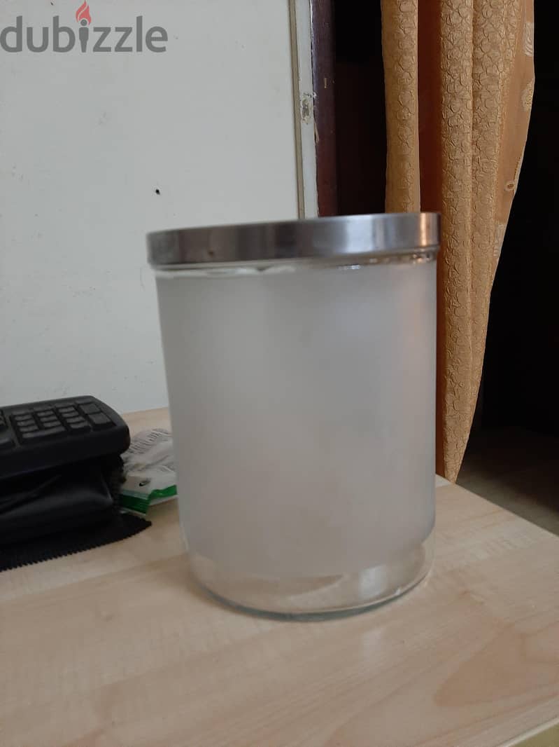 Glass container 1