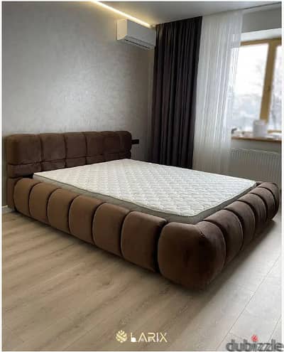 king size bed with mattress