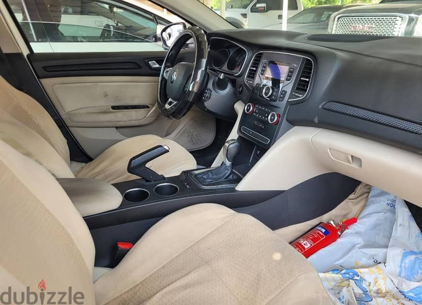 Renault Megane 2019 5