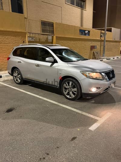 Nissan Pathfinder 2014 full option