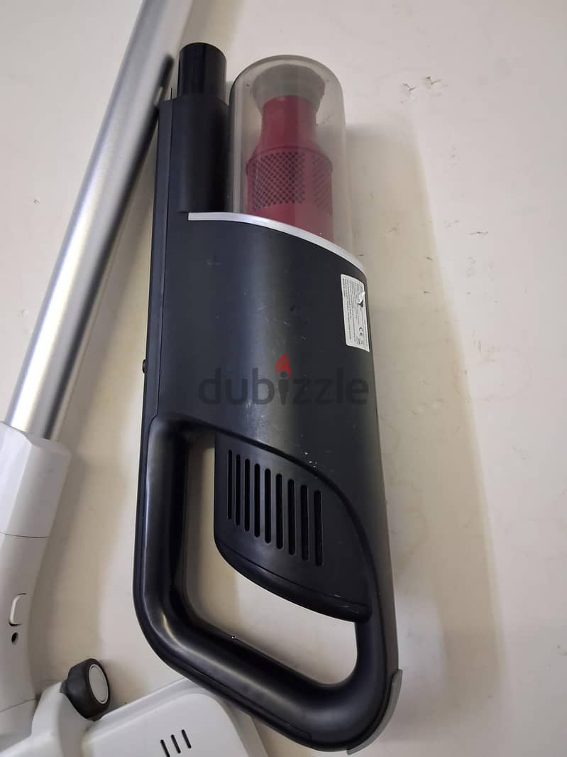 cordless vacuum cleaner 2