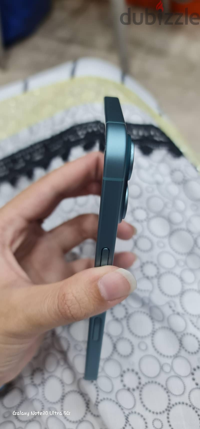 Apple - iPhone 16 2