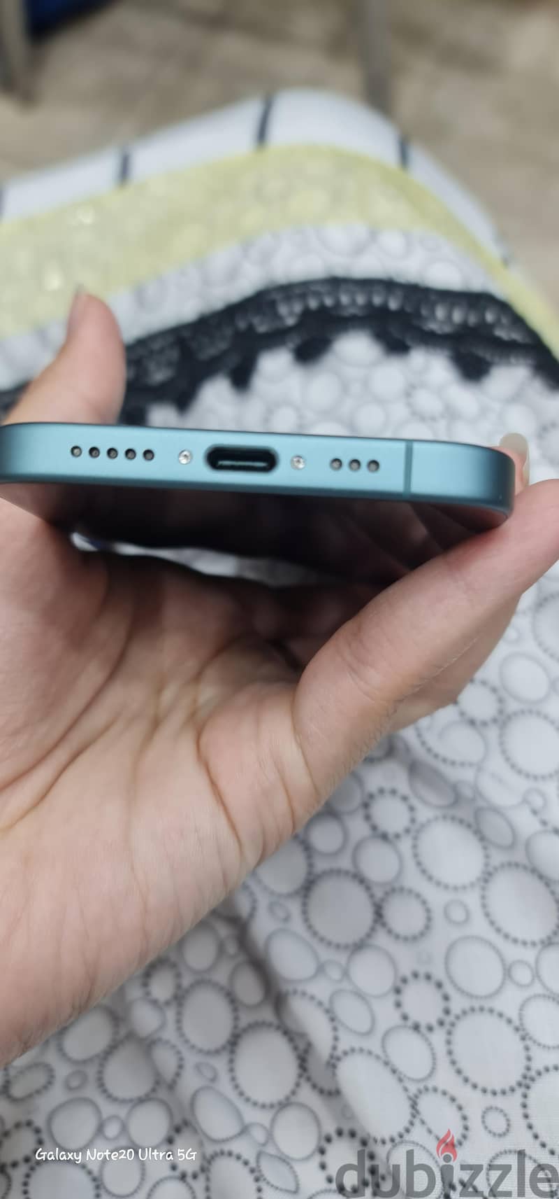 Apple - iPhone 16 3