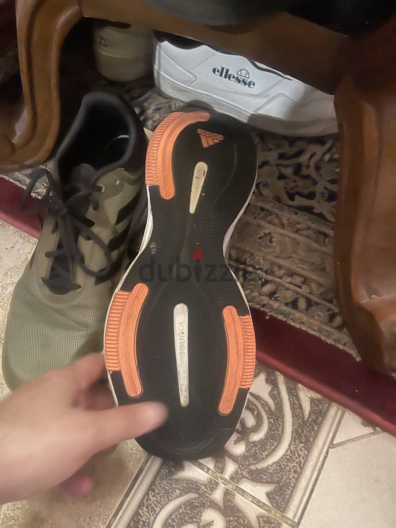 i have few Brand New shoes (never used) 19
