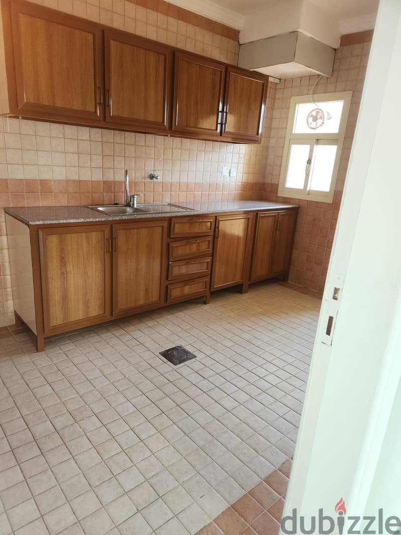 flat for rent only family 7