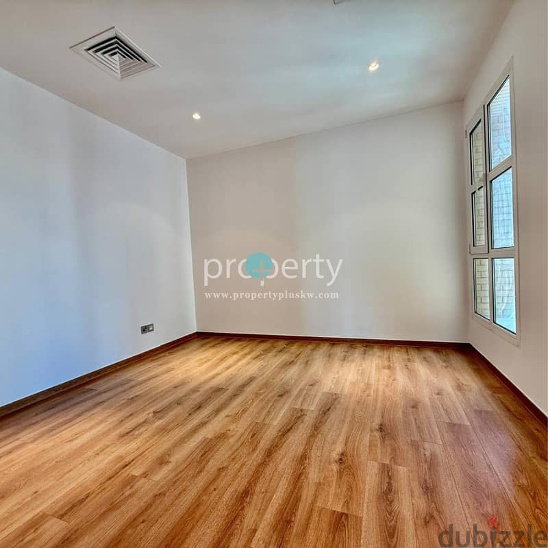 Sea view 3 bedroom apartment for rent, Shaab 3