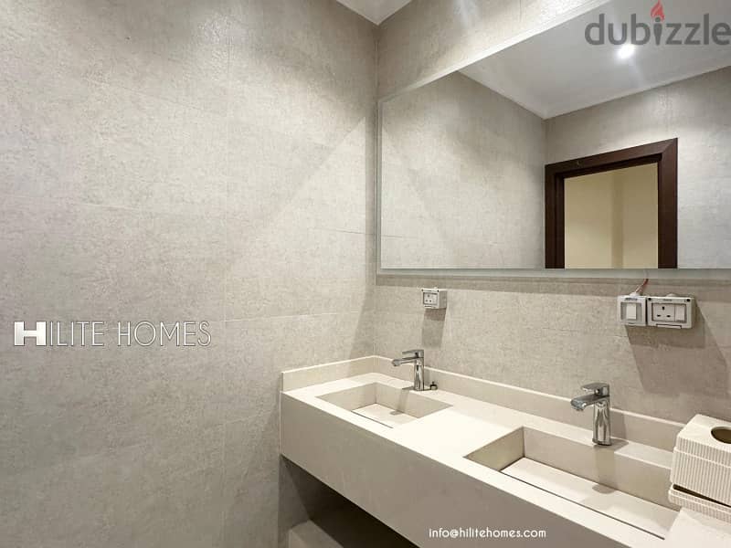 Beautiful Luxury Penthouse for rent in Salmiya 2