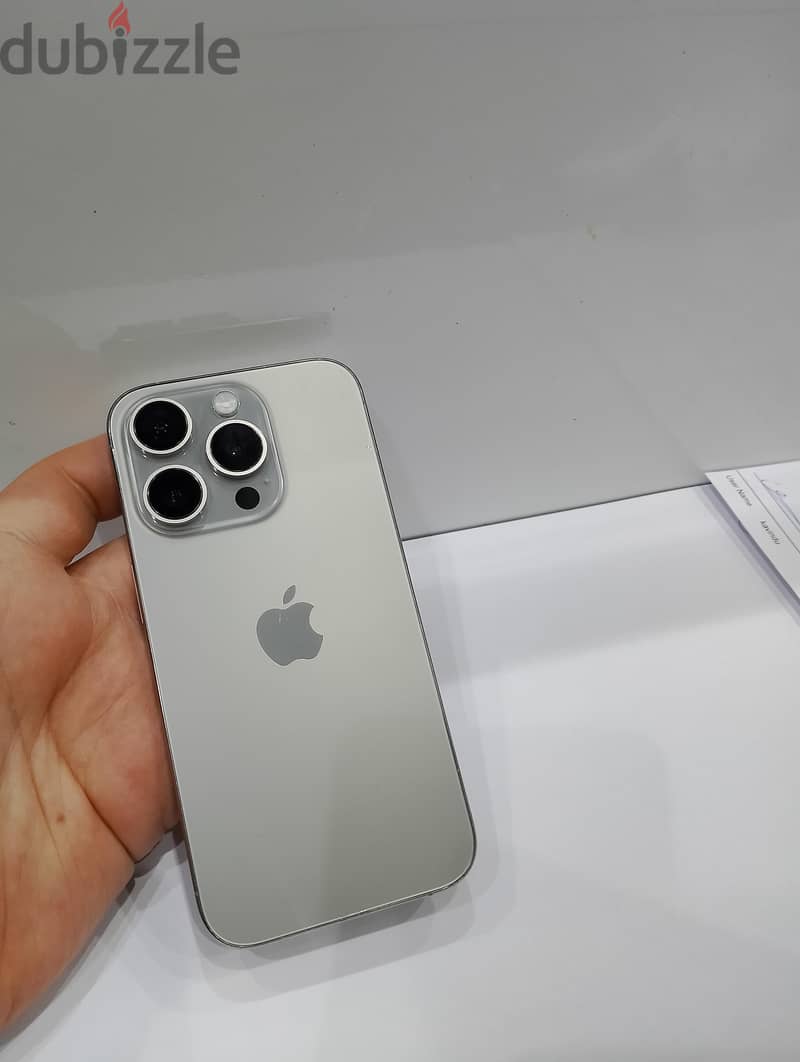 iPhone 15pro 128gb 1