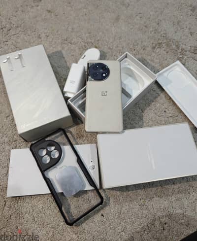OnePlus 11 marble Odyssey 5G, 16gb ram 256gb memory