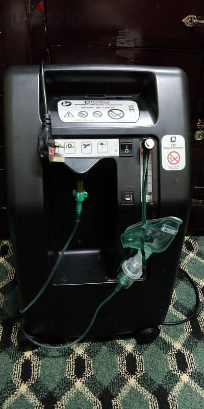 oxygen cylinder