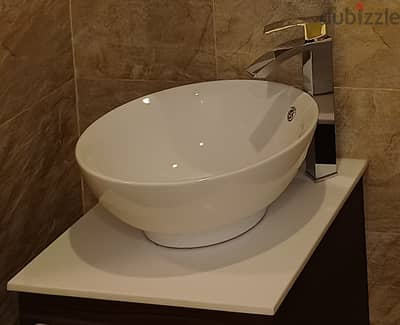 Beautiful & oversized 3 bedroom apt in salwa