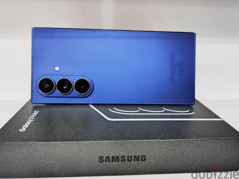Samsumg Galaxy  Z Fold 7 256 GB Storage  very Amazing  Condition 1