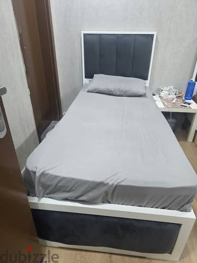 Good Condition Single Bed with Storage Drawer + Mattrees