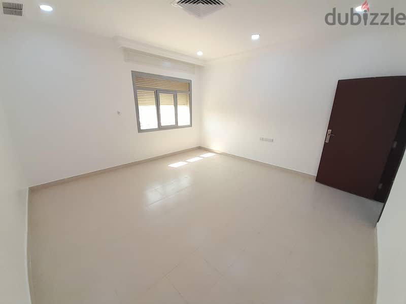 Sabah Al Ahmad 3 Bedrooms Spacious Big Super Deluxe Apartment 4