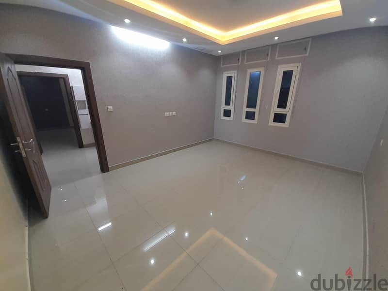 4 Bedrooms Nice Apartment in Sabha Al Ahmad 9
