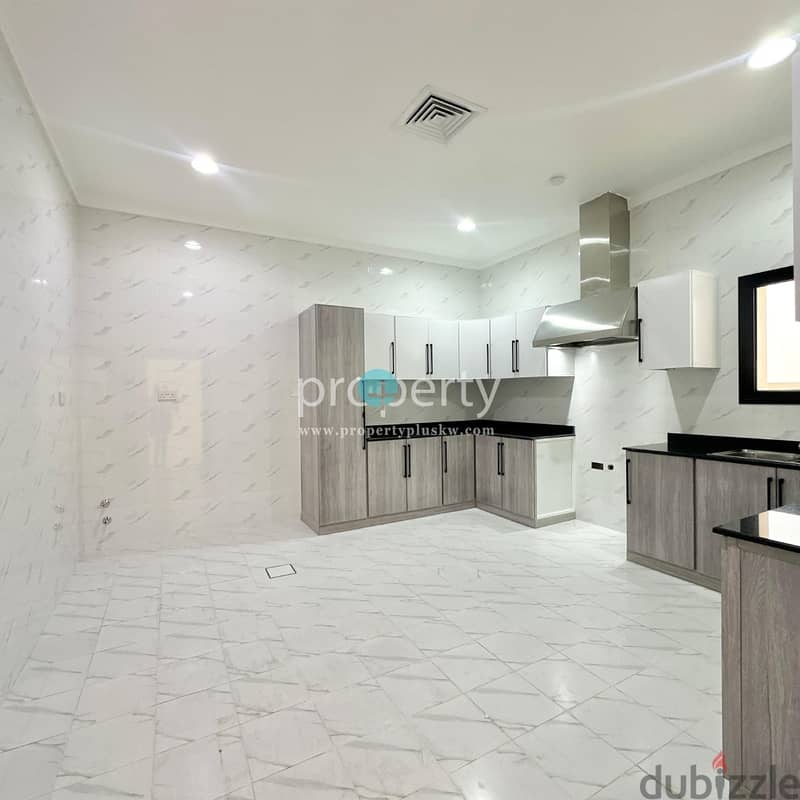Spacious 4 Bedroom Floor with Balcony for Rent in Rumaithya 10