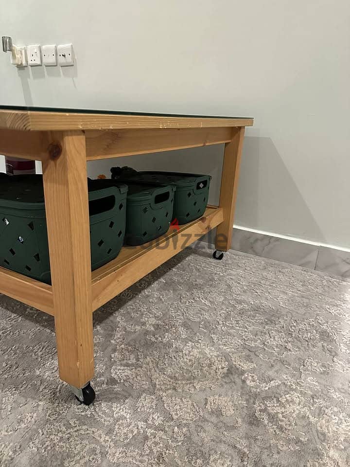 Square Pine Coffee Table with Glass Top & Wheels — 90x90cm 3