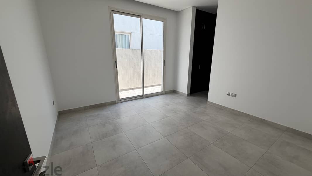 3 Master Bedroom Floor in Rawda 3