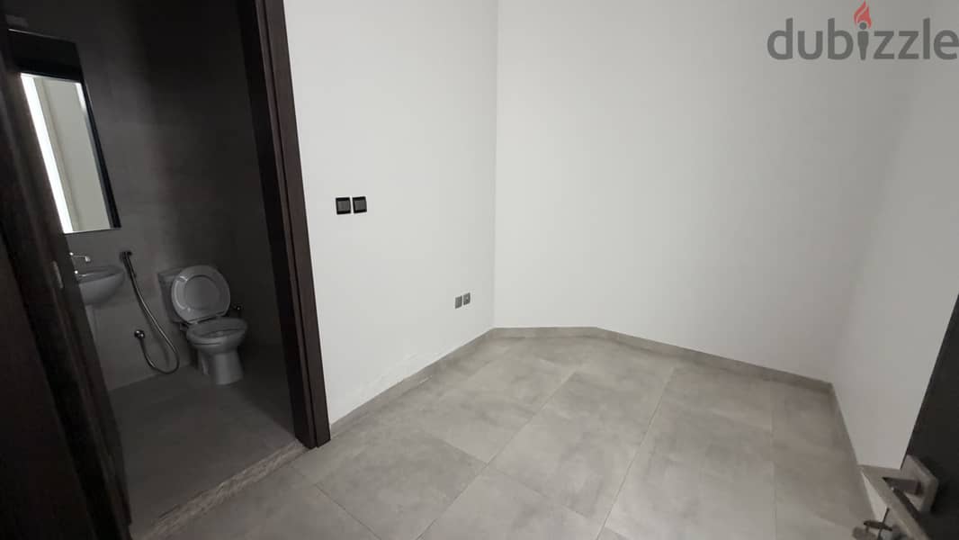 3 Master Bedroom Floor in Rawda 8