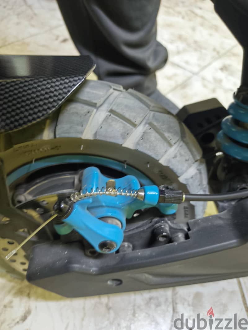 Kugoo G2 Pro Plus Electric Scooter 2