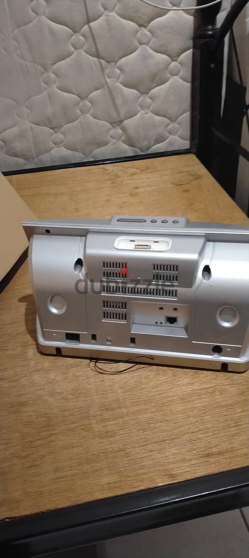 FM. . . . . 5