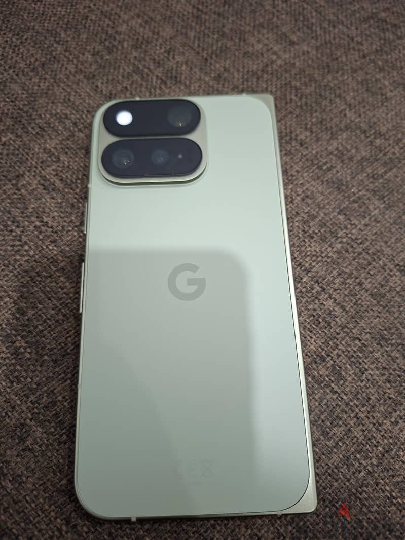 Google Pixel 11 Pro Fold 5G 16GB RAM-256GB-Olive 2