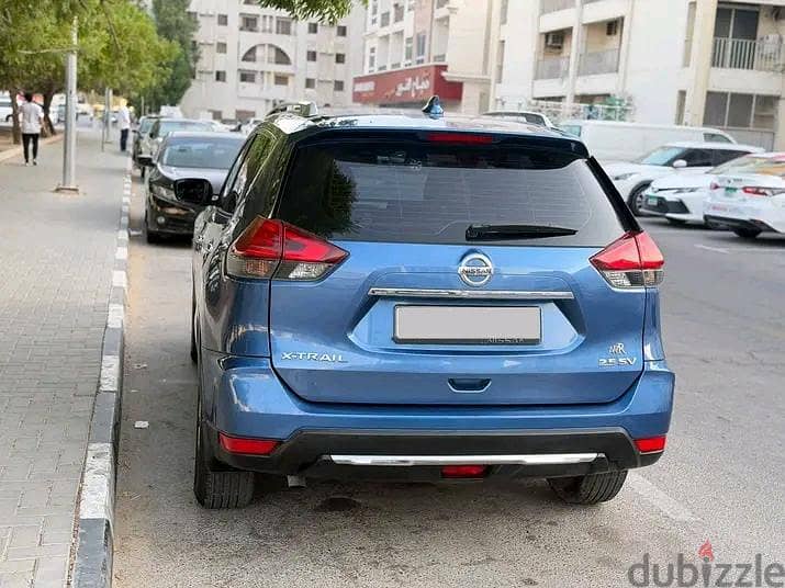 Nissan X-Trail 2021 4