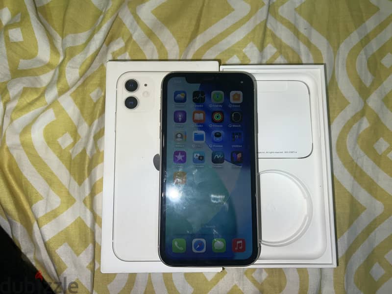Apple - iPhone 11 3