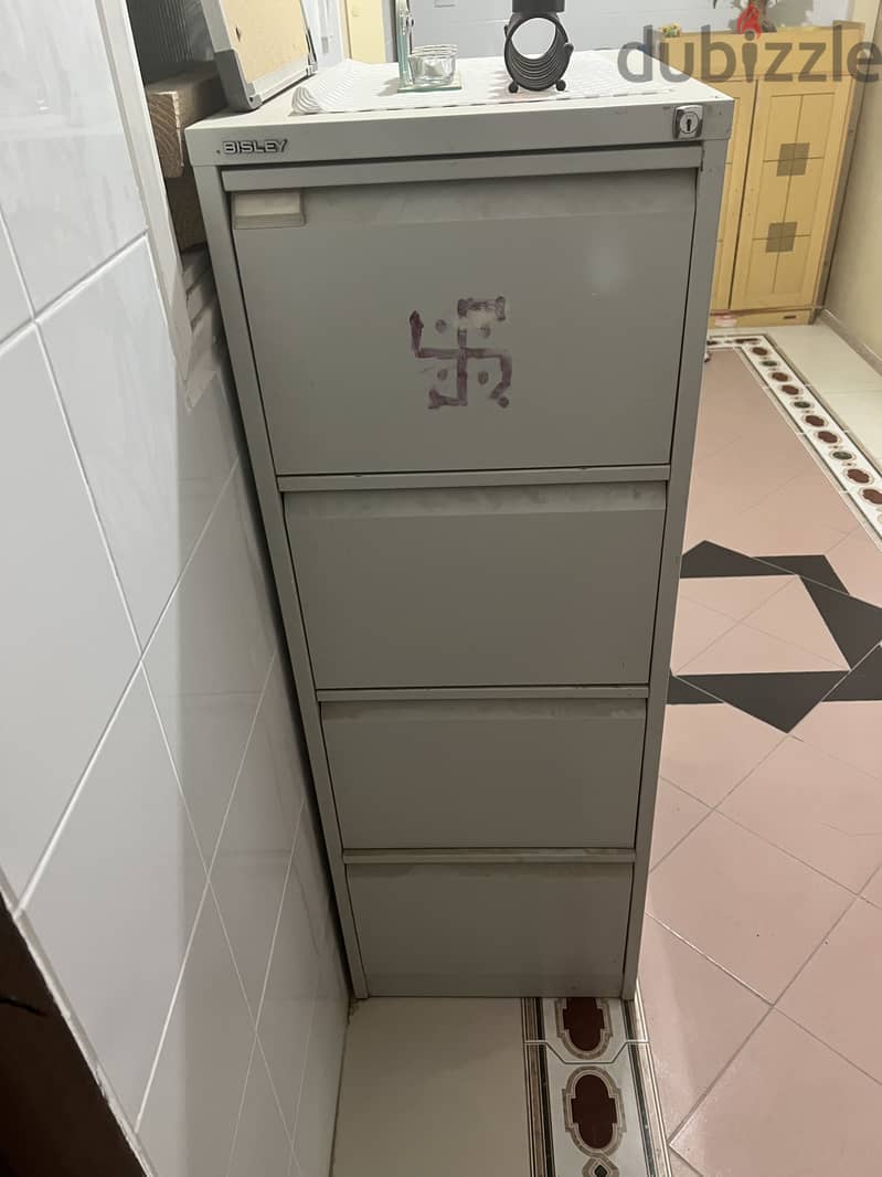 Chester/stowage 4 drawers dor sale 1