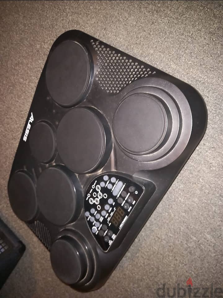Alesis CompactKit7 Drum pad 1