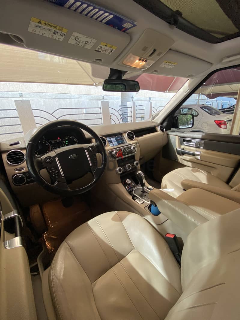 Land Rover LR4 2013 15