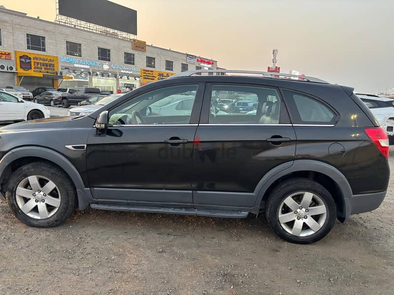 Chevrolet Captiva 2011 LTS 4