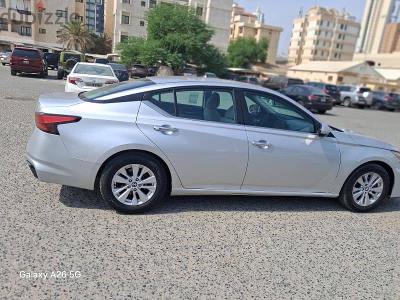 Nissan Altima 2019 3