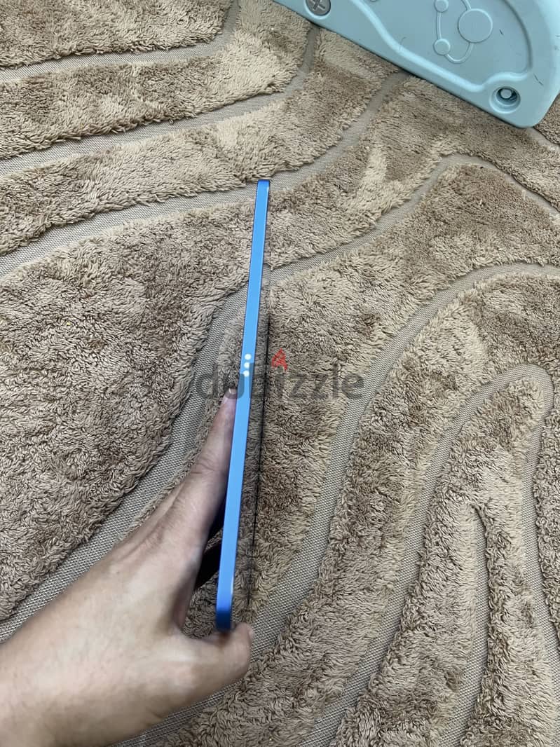 Ipad A16 128gb very good condition 4