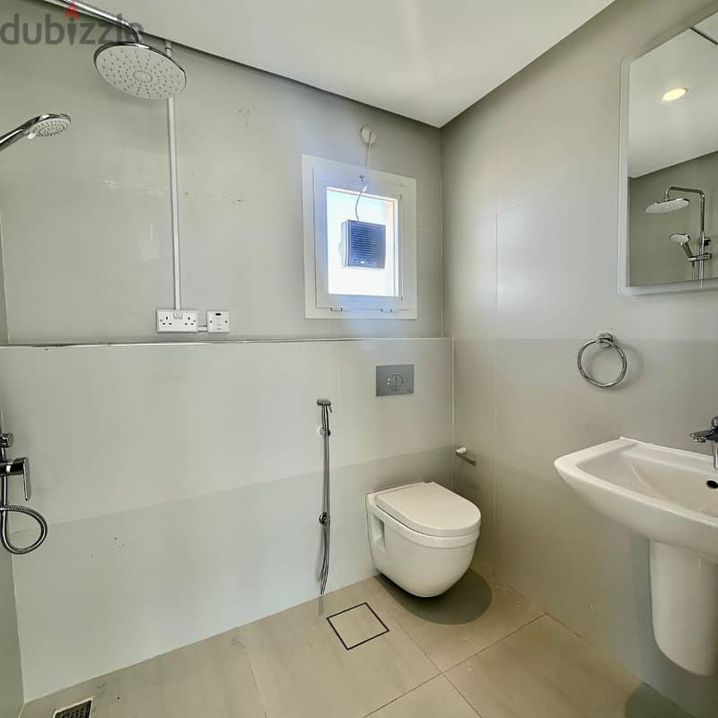 4 Bedroom Duplex with Private pool for rent in Granada 11
