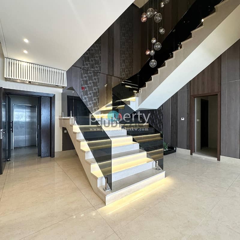 Beautiful Five Bedroom Penthouse for rent in Salmiya 11
