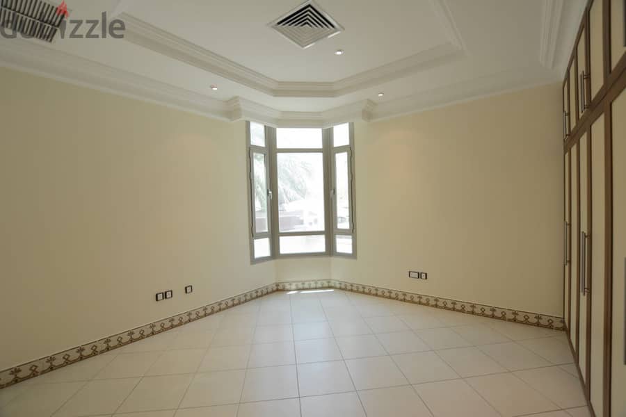 4 Bedroom in Salwa 4