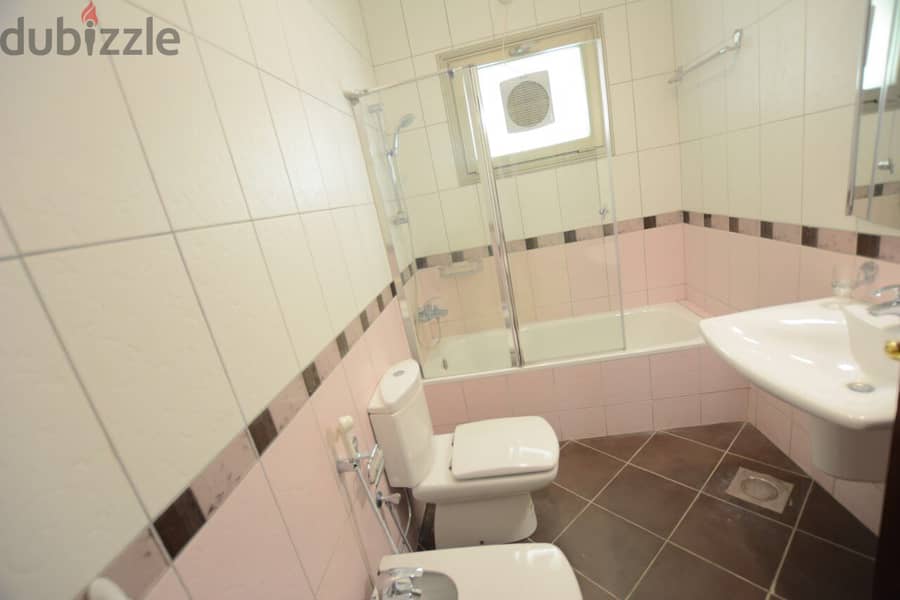 4 Bedroom in Salwa 6
