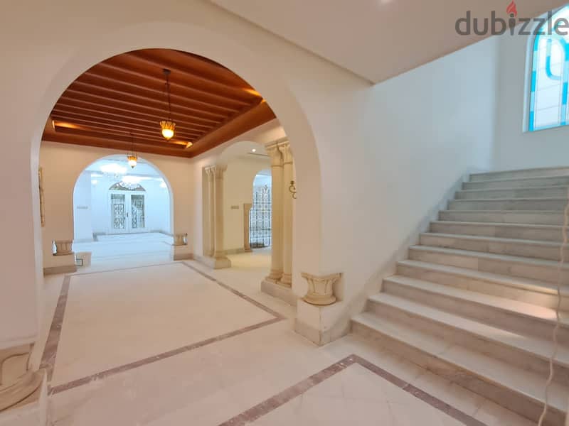 Spacioius Villa in Qortuba 4