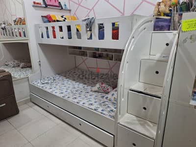 bunk bed + study table