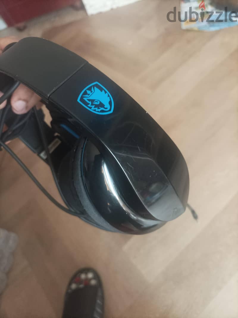 gaming headphones 2