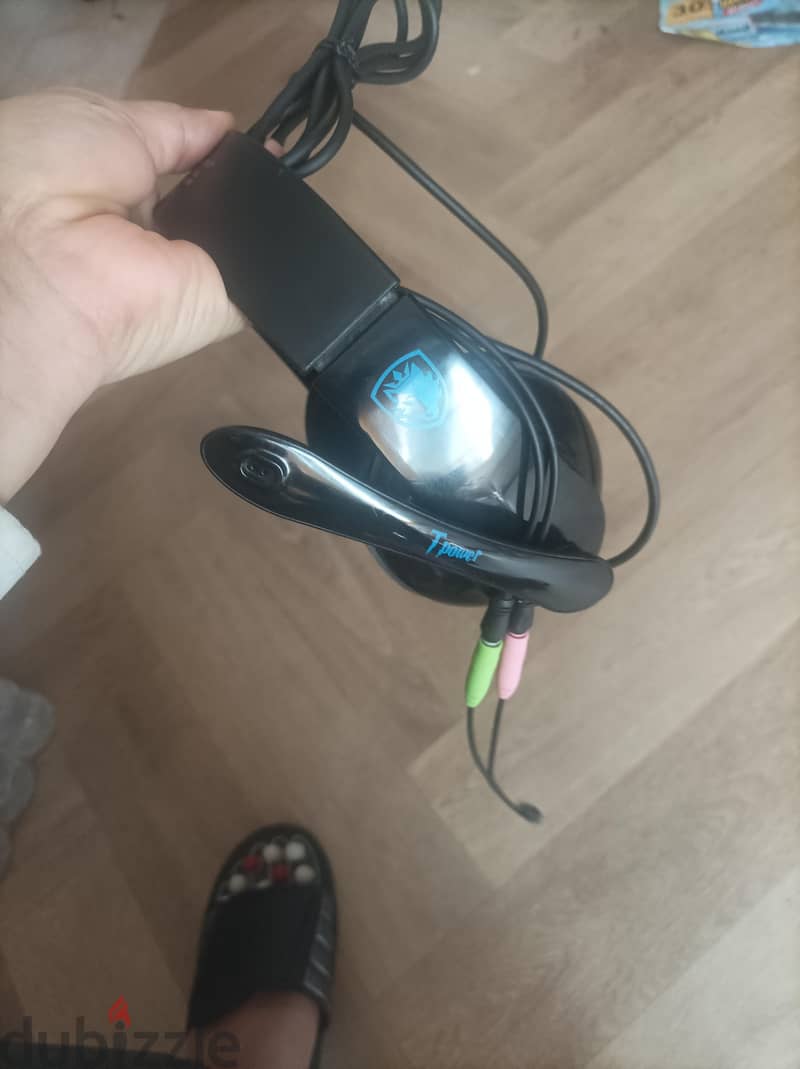 gaming headphones 3