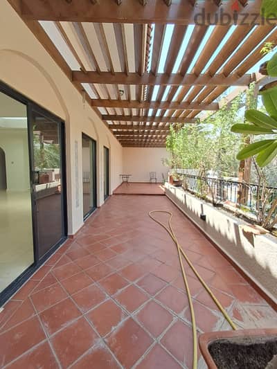 Spacious 3 bedroom floor in Salwa