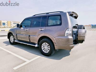 urgent sale mustabishi  Pajero 2013 v6 original paint
