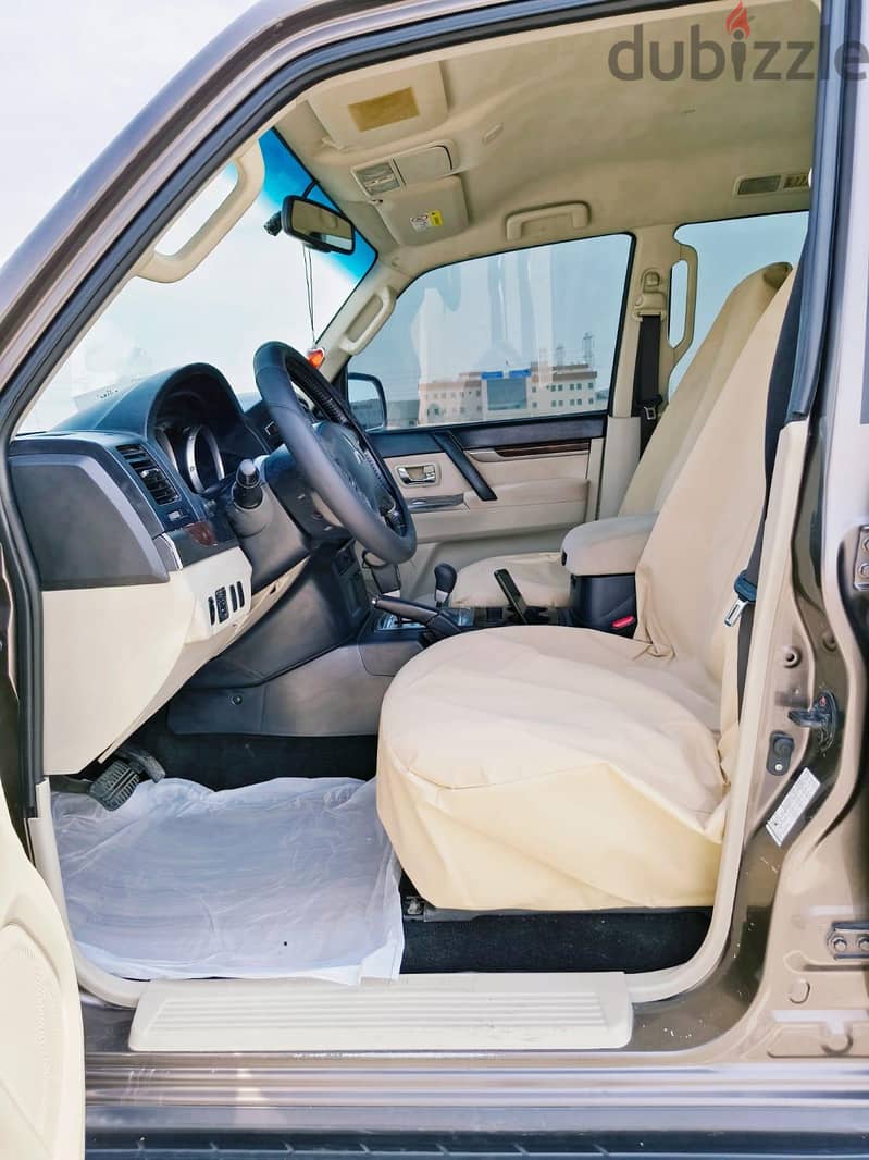 urgent sale mustabishi  Pajero 2013 v6 original paint 6